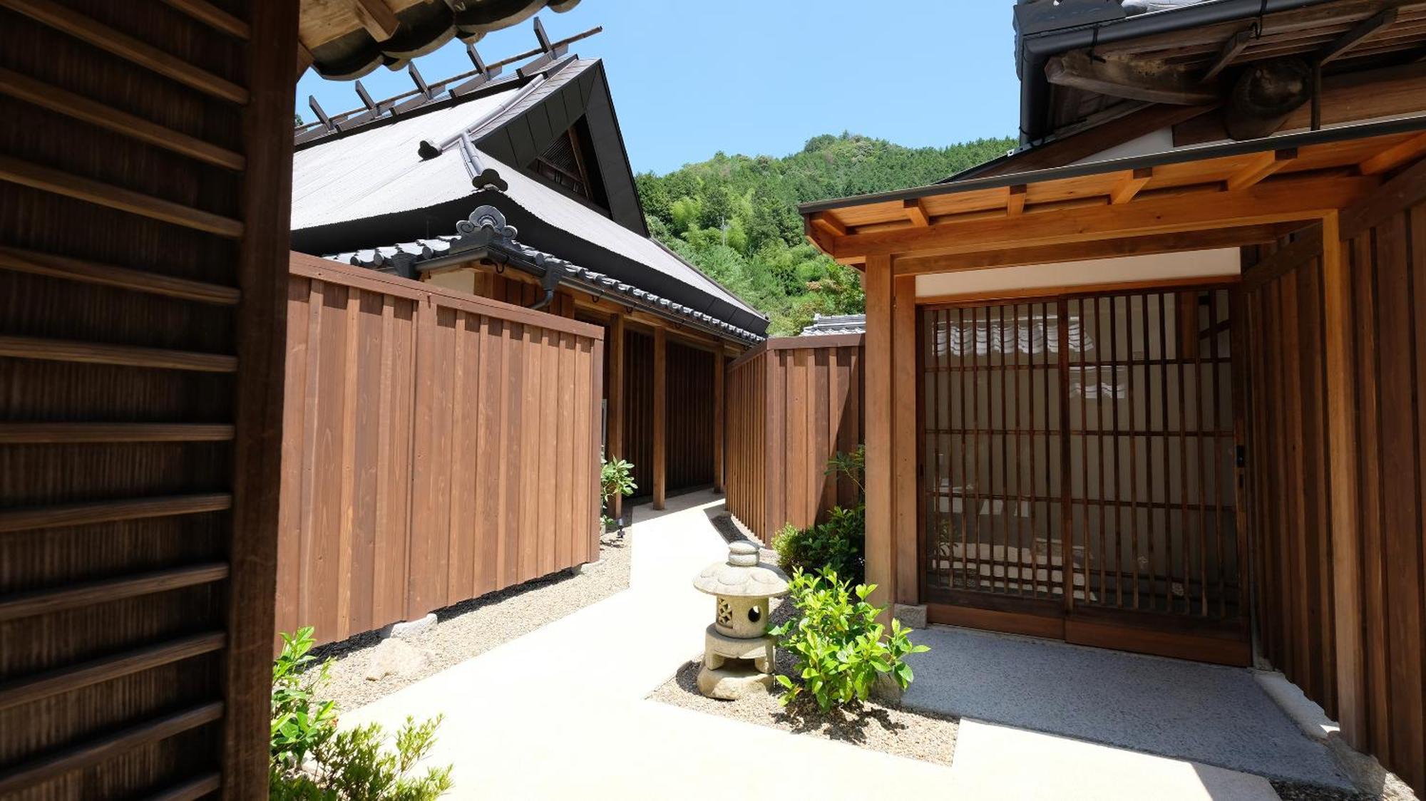 Satoyama Hotel Kanenone Tamba Maibara Exteriör bild